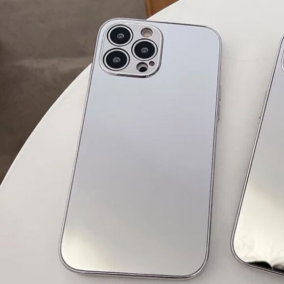 NEW iPhone 15 pro mirrors case - Picture 2 of 2